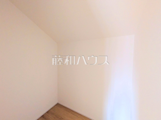 収納 【府中市四谷1丁目】