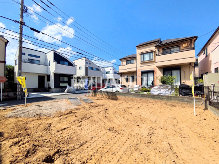 ≪現地外観≫全居室南向きで明るく、冬場でも太陽の日差しで室内ぽかぽかの間取り 【府中市四谷1丁目】/撮影日2026/05/29