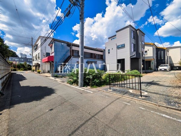 接道状況および現場風景 【朝霞市溝沼5丁目】 接道状況および現場風景 【朝霞市溝沼5丁目】