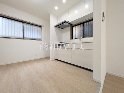 キッチン 【武蔵野市境南町4丁目】
