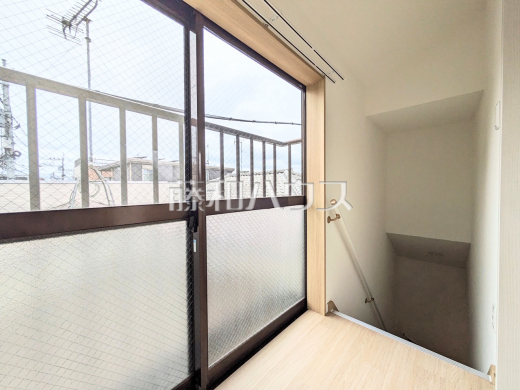 3階廊下 【武蔵野市境南町4丁目】