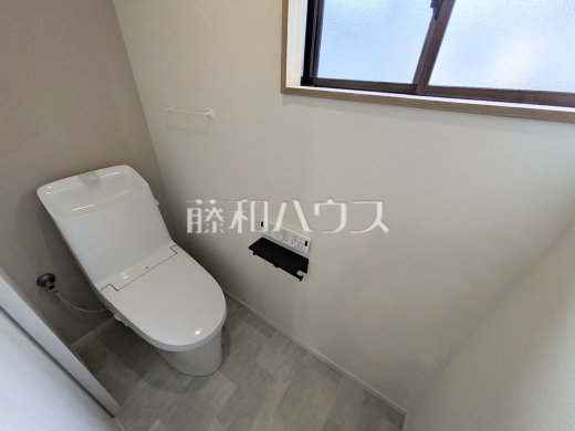トイレ 【武蔵野市境南町4丁目】