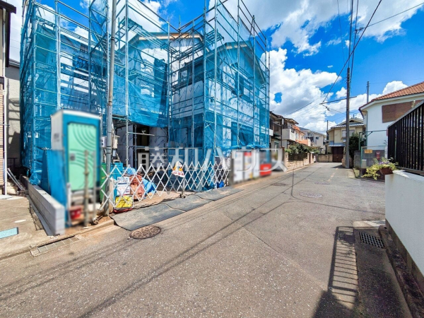 接道状況および現場風景 【新座市石神5丁目】 接道状況および現場風景 【新座市石神5丁目】