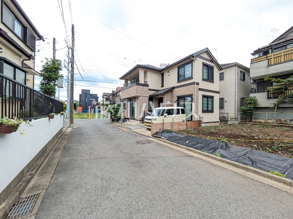 接道状況および現場風景 【新座市石神5丁目】 接道状況および現場風景 【新座市石神5丁目】