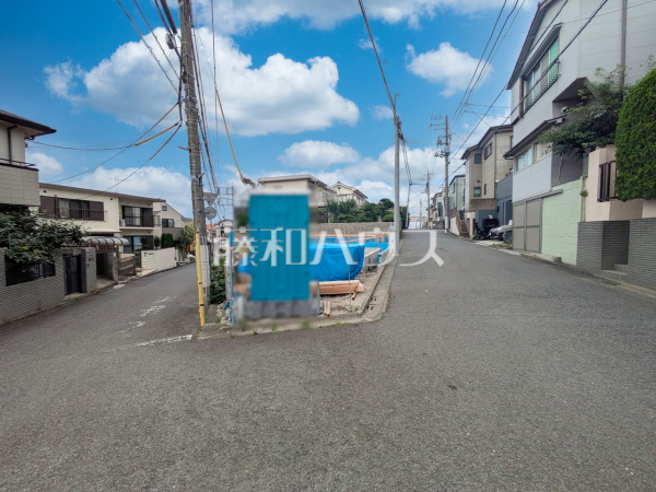 接道状況および現場風景 【練馬区東大泉2丁目】 接道状況および現場風景 【練馬区東大泉2丁目】