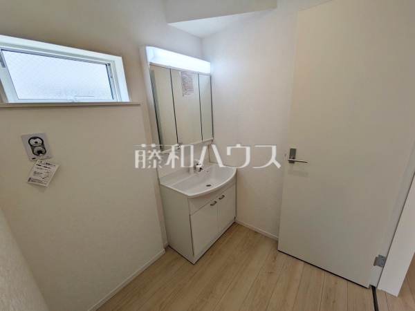 1号棟 洗面室 【調布市入間町1丁目】 1号棟 洗面室 【調布市入間町1丁目】