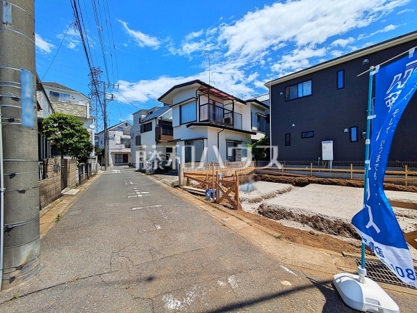 接道状況および現場風景 【志木市上宗岡1丁目】 接道状況および現場風景 【志木市上宗岡1丁目】