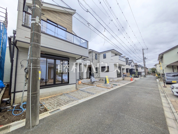 接道状況および現場風景 【西東京市南町2丁目】 接道状況および現場風景 【西東京市南町2丁目】