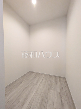 2号棟 ウォークインクローゼット 【西東京市南町2丁目】 2号棟 ウォークインクローゼット 【西東京市南町2丁目】