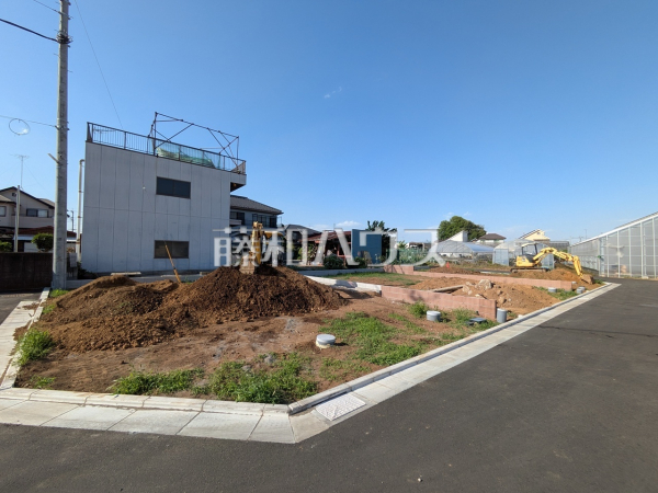 接道状況および現場風景 【東村山市秋津町3丁目】 接道状況および現場風景 【東村山市秋津町3丁目】