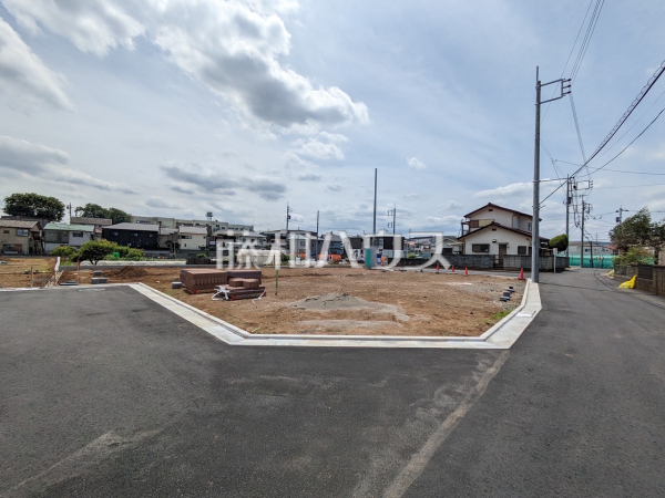 接道状況および現場風景 【東村山市秋津町3丁目】 接道状況および現場風景 【東村山市秋津町3丁目】