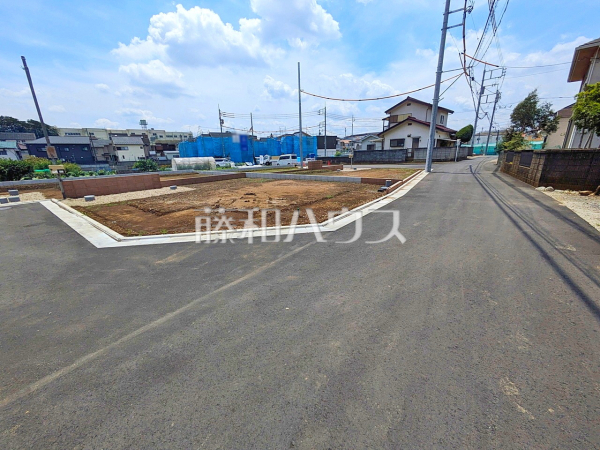 接道状況および現場風景 【東村山市秋津町3丁目】 接道状況および現場風景 【東村山市秋津町3丁目】