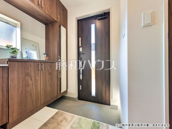 9号棟 玄関 【東村山市秋津町3丁目】 9号棟 玄関 【東村山市秋津町3丁目】