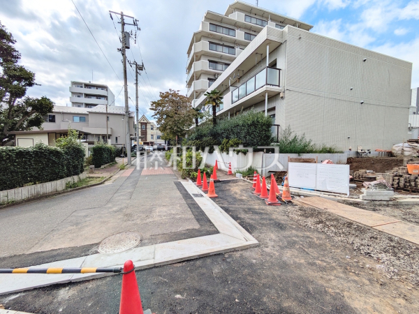 接道状況および現場風景 【練馬区早宮4丁目】 接道状況および現場風景 【練馬区早宮4丁目】