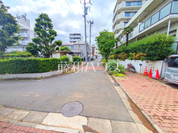 接道状況および現場風景 【練馬区早宮4丁目】 接道状況および現場風景 【練馬区早宮4丁目】