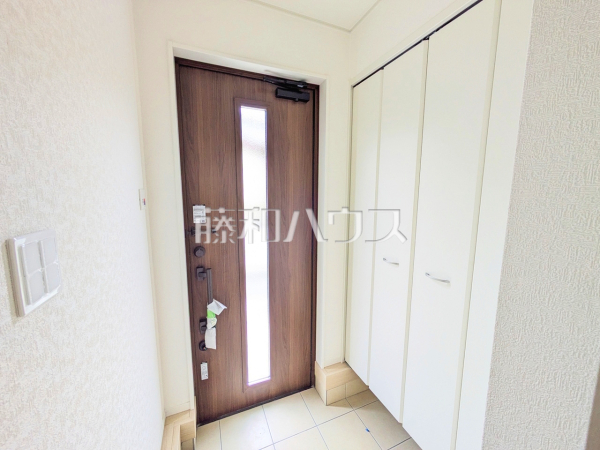 2号棟 玄関 【糟屋郡粕屋町原町3丁目】 2号棟 玄関 【糟屋郡粕屋町原町3丁目】