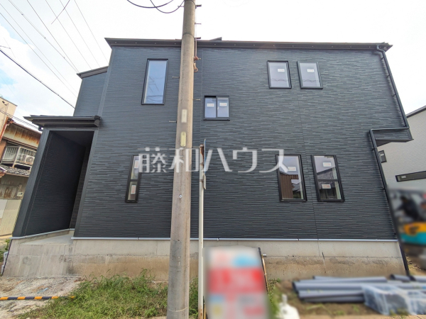 2号棟 外観 【北名古屋市六ツ師中屋敷】 2号棟 外観 【北名古屋市六ツ師中屋敷】
