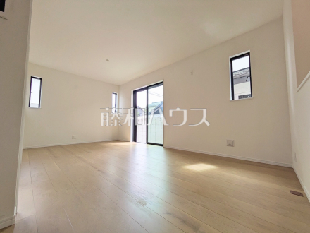 リビング 【調布市富士見町3丁目】/撮影日2026/09/17