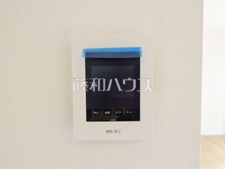 B号棟 TVモニター付きインターホン 【調布市富士見町3丁目】 訪問者がわかるTVモニター付インターホンは、お子様のお留守番にも活躍するかも?!/撮影日2026/09/17