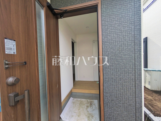 玄関 【調布市富士見町3丁目】