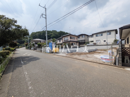 接道状況および現場風景 【東村山市諏訪町2丁目】