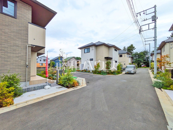 接道状況および現場風景 【小平市花小金井6丁目】 接道状況および現場風景 【小平市花小金井6丁目】
