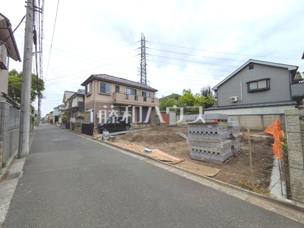 接道状況および現場風景 【三鷹市井口4丁目】 接道状況および現場風景 【三鷹市井口4丁目】