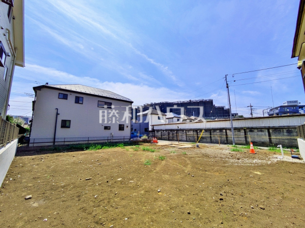 接道状況および現場風景 【小金井市緑町5丁目】 接道状況および現場風景 【小金井市緑町5丁目】