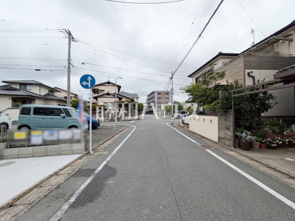 1号棟 接道状況および現場風景 【福岡市早良区南庄3丁目】 1号棟 接道状況および現場風景 【福岡市早良区南庄3丁目】