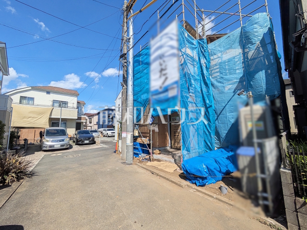 接道状況および現場風景 【西東京市芝久保町1丁目】 接道状況および現場風景 【西東京市芝久保町1丁目】