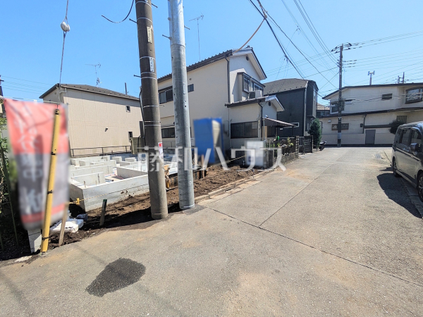 接道状況および現場風景 【西東京市芝久保町1丁目】 接道状況および現場風景 【西東京市芝久保町1丁目】