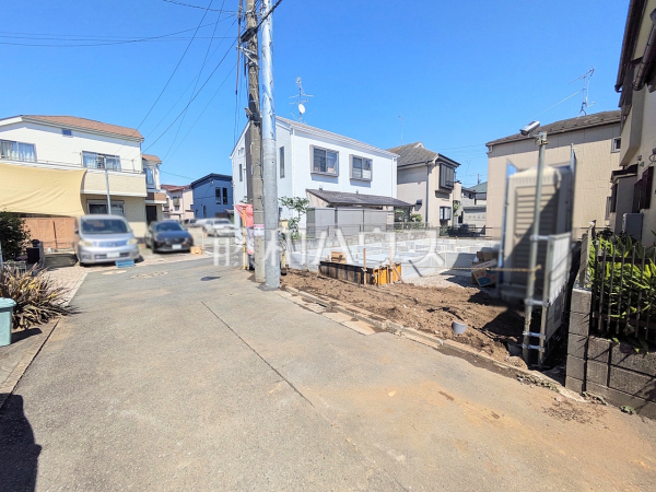 接道状況および現場風景 【西東京市芝久保町1丁目】 接道状況および現場風景 【西東京市芝久保町1丁目】
