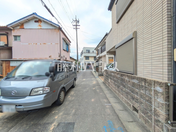 接道状況および現場風景 【北名古屋市鹿田天田】 接道状況および現場風景 【北名古屋市鹿田天田】