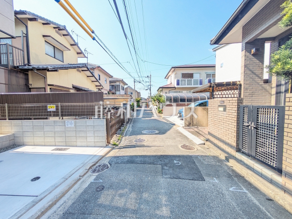接道状況および現場風景 【福岡市早良区飯倉3丁目】 接道状況および現場風景 【福岡市早良区飯倉3丁目】