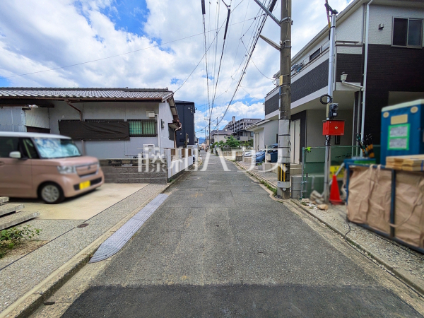 接道状況および現場風景 【福岡市早良区飯倉3丁目】 接道状況および現場風景 【福岡市早良区飯倉3丁目】