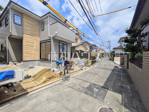 接道状況および現場風景 【福岡市早良区飯倉3丁目】 接道状況および現場風景 【福岡市早良区飯倉3丁目】