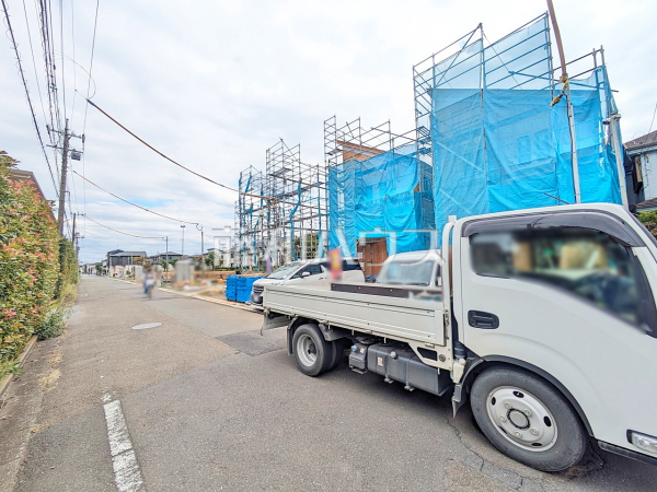 接道状況および現場風景 【東大和市仲原4丁目】 接道状況および現場風景 【東大和市仲原4丁目】