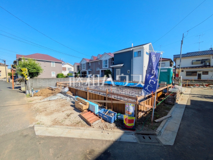 ≪1号棟 外観≫角地のため日当たり・通風良好の開放的な立地です◎ 【府中市若松町4丁目】/撮影日2026/07/10