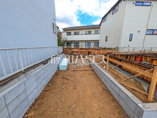 1号棟 外観(路地状部分) 【東村山市秋津町4丁目】