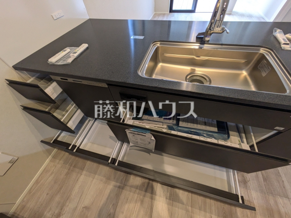 B号棟 キッチンスライド収納 【武蔵野市境南町4丁目】 B号棟 キッチンスライド収納 【武蔵野市境南町4丁目】