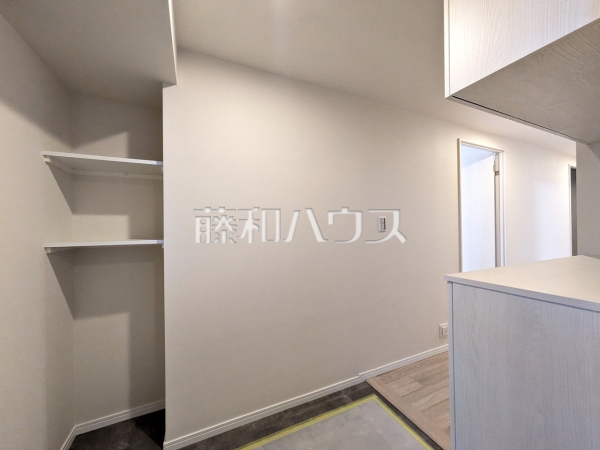 玄関ホール 【シティヴェールふじみ野三番館】 玄関ホール 【シティヴェールふじみ野三番館】