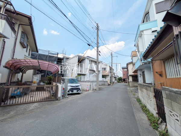 接道状況および現場風景 【志木市中宗岡1丁目】 接道状況および現場風景 【志木市中宗岡1丁目】