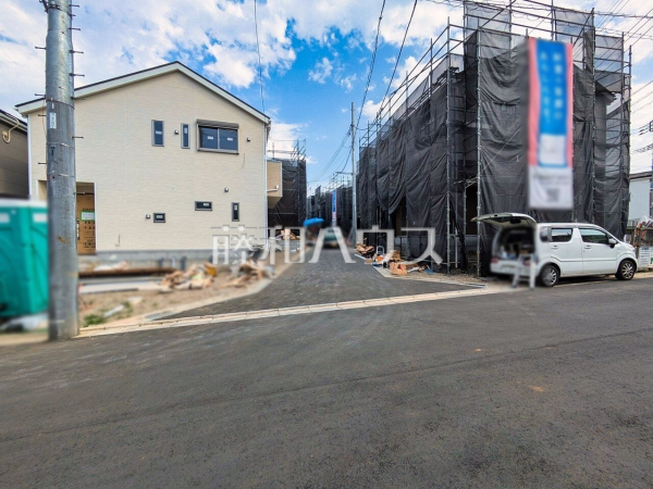現場風景【清瀬市下宿1丁目】 平日のご案内も可能です。まずはお気軽にお問合せ下さいませ。 現場風景【清瀬市下宿1丁目】 平日のご案内も可能です。まずはお気軽にお問合せ下さいませ。