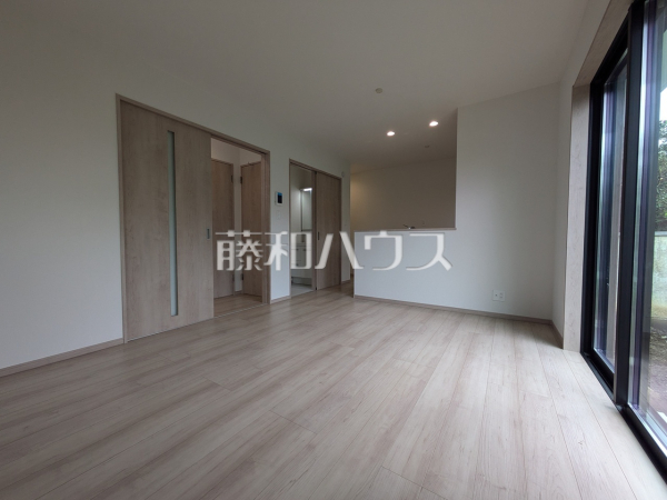 B号棟 リビング 【調布市染地2丁目】 B号棟 リビング 【調布市染地2丁目】