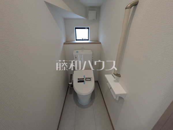 B号棟 トイレ 【調布市染地2丁目】 B号棟 トイレ 【調布市染地2丁目】