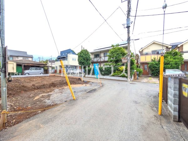 接道状況および現場風景 【小金井市貫井南町4丁目】 接道状況および現場風景 【小金井市貫井南町4丁目】