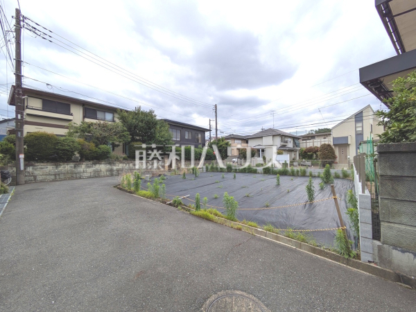接道状況および現場風景 【日野市東豊田1丁目】 接道状況および現場風景 【日野市東豊田1丁目】
