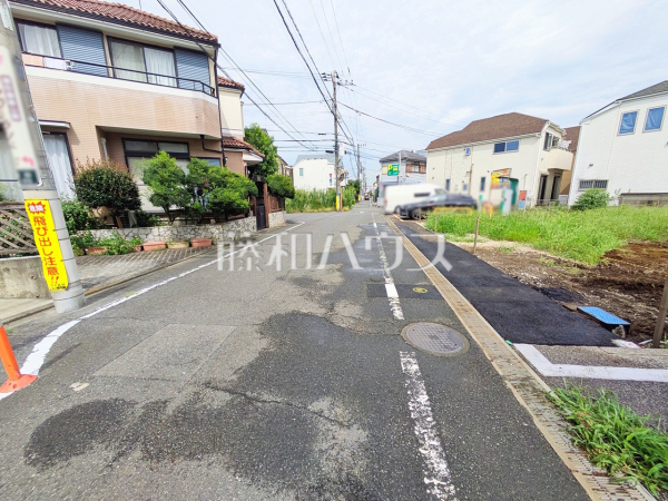 接道状況および現場風景 【世田谷区瀬田5丁目】 接道状況および現場風景 【世田谷区瀬田5丁目】