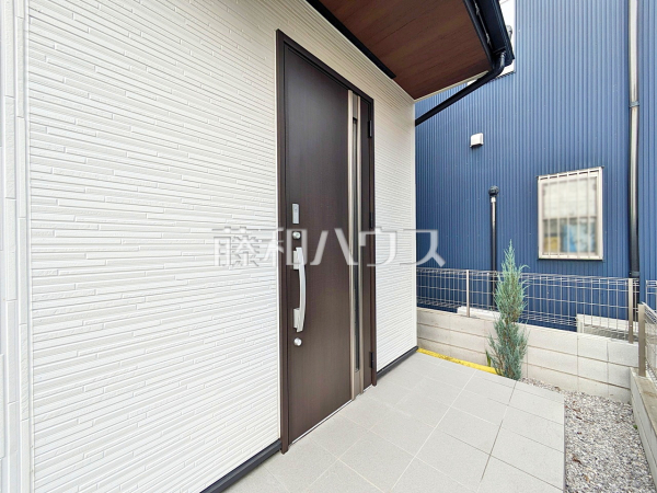 玄関 【小平市花小金井8丁目】 玄関 【小平市花小金井8丁目】