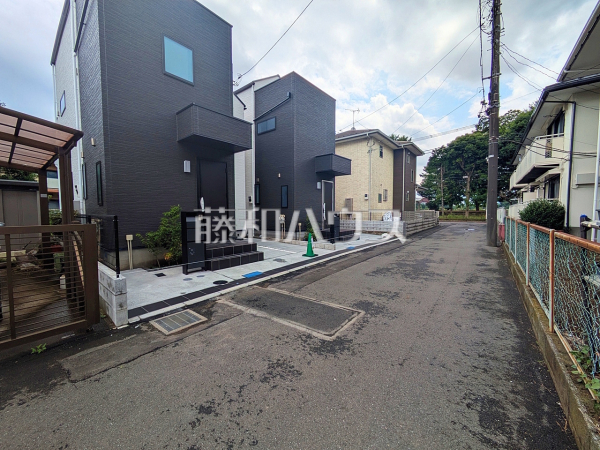 接道状況および現場風景 【東久留米市柳窪3丁目】 接道状況および現場風景 【東久留米市柳窪3丁目】
